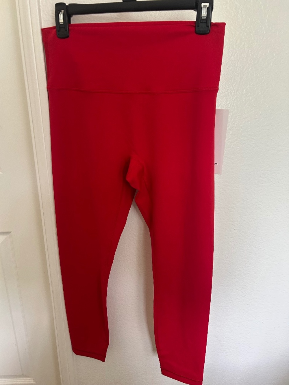 Lululemon Wunder Train No Line size 10 Red